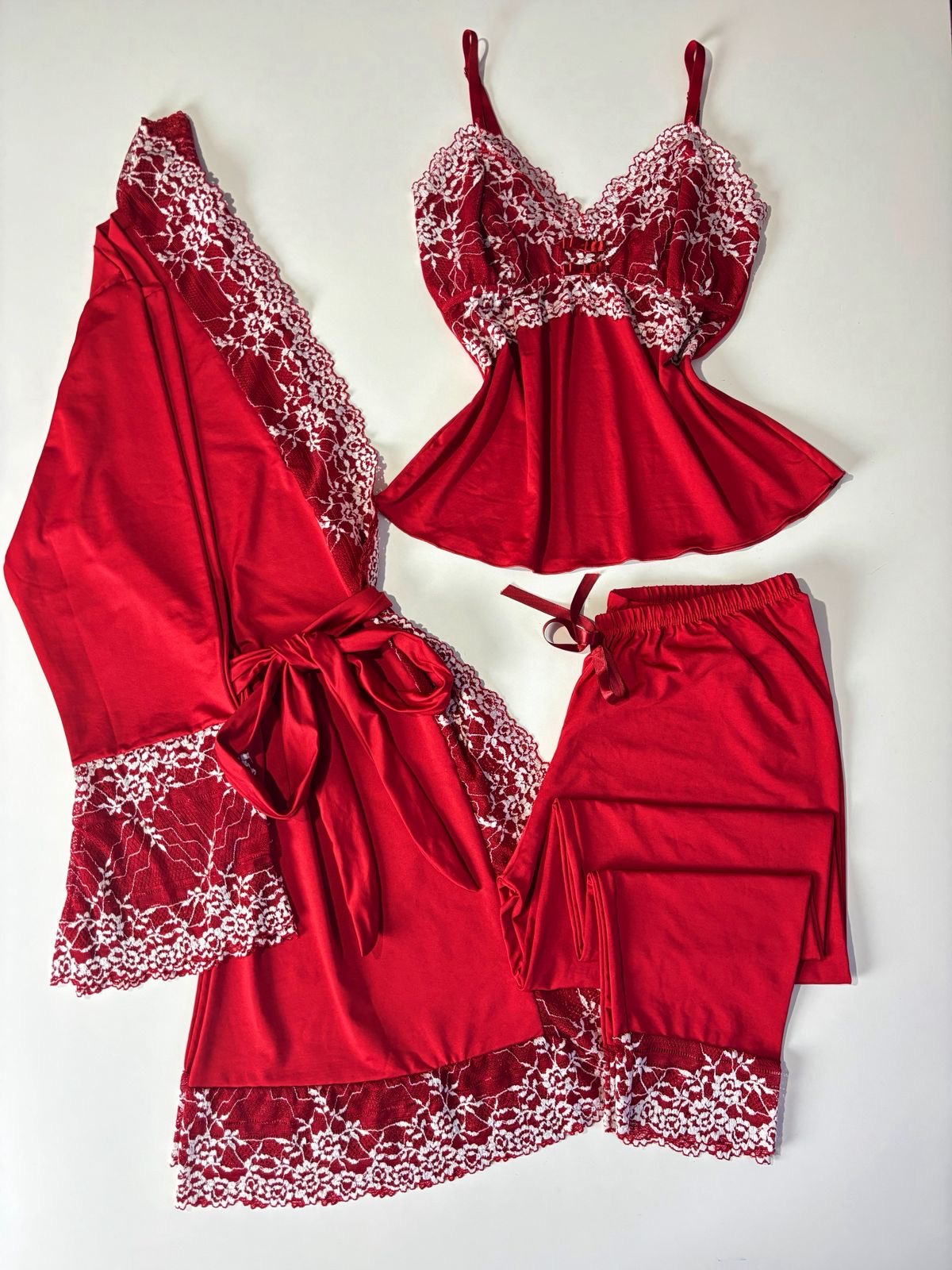 CONJUNTO ROBE E PIJAMA VERMELHO/BRANCO