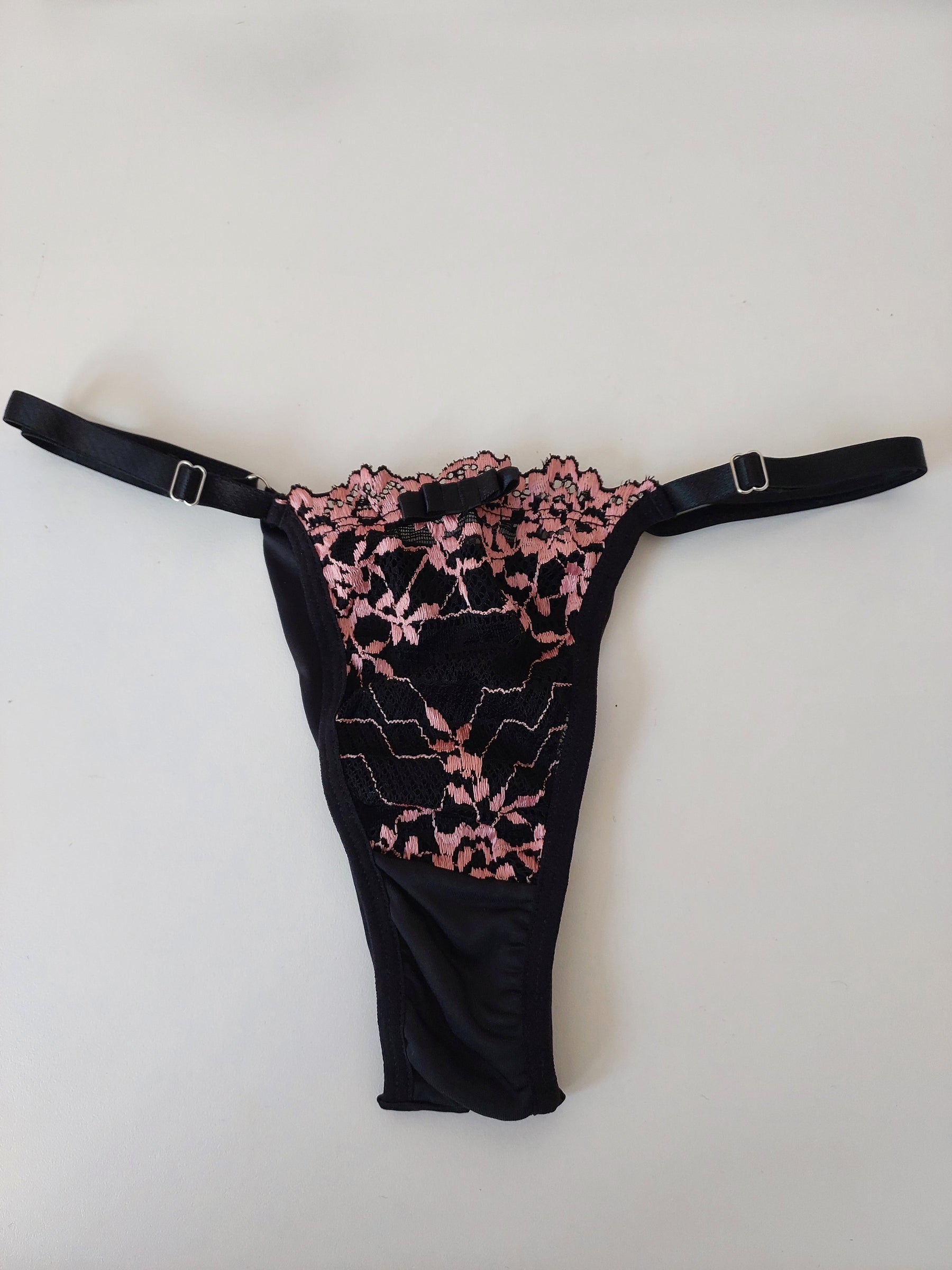 CALCINHA FIO DE REGULAGEM PRETO/ROSÉ