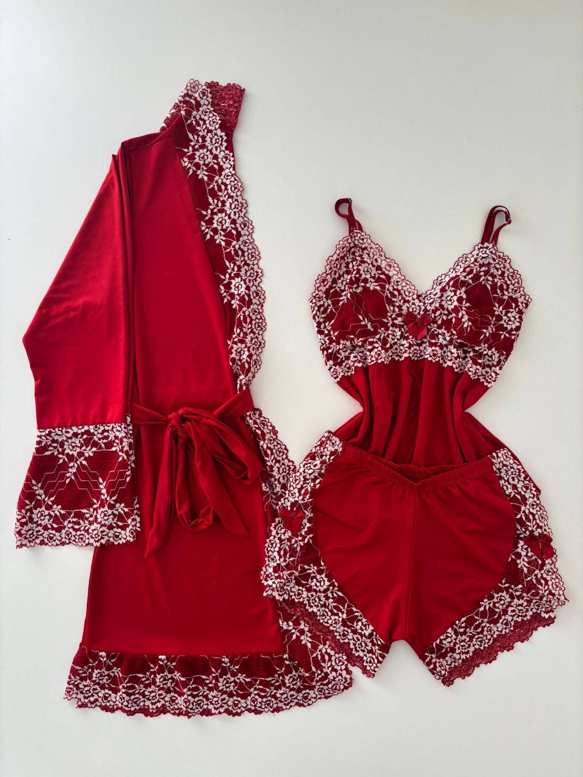 CONJUNTO ROBE E BABY DOLL LUXO VERMELHO/BRANCO