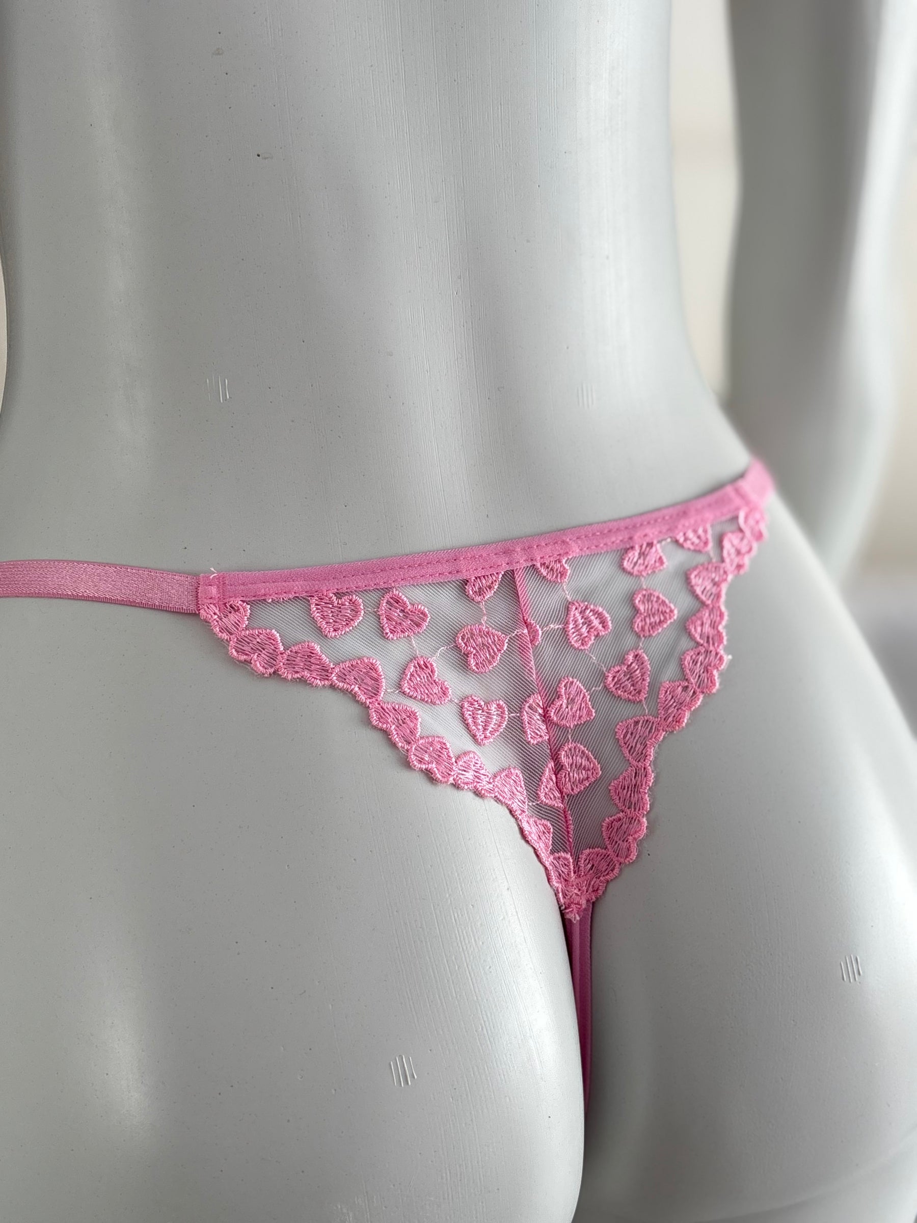 CONJUNTO EM TULE ROSA CHICLETE