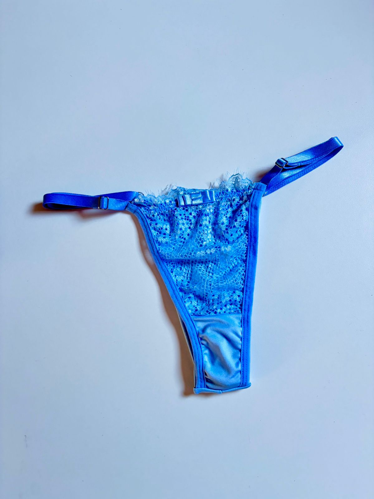 CALCINHA FIO DE REGULAGEM AZUL CLARO