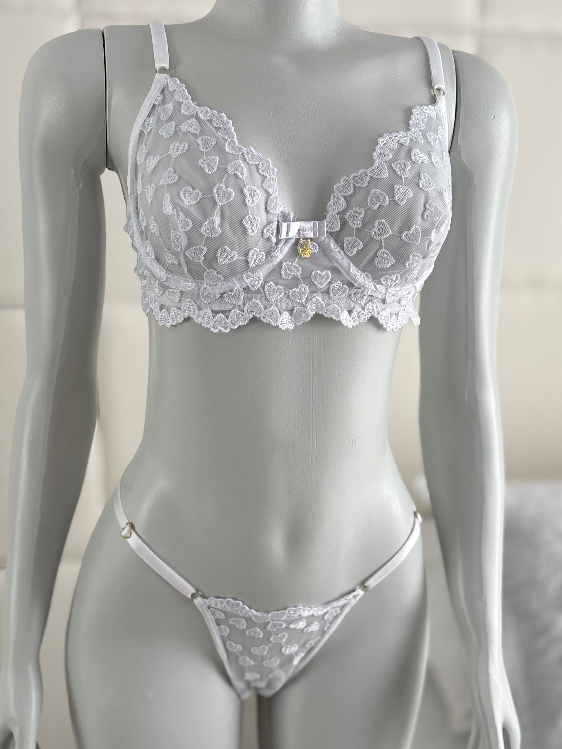 CONJUNTO EM TULE BRANCO