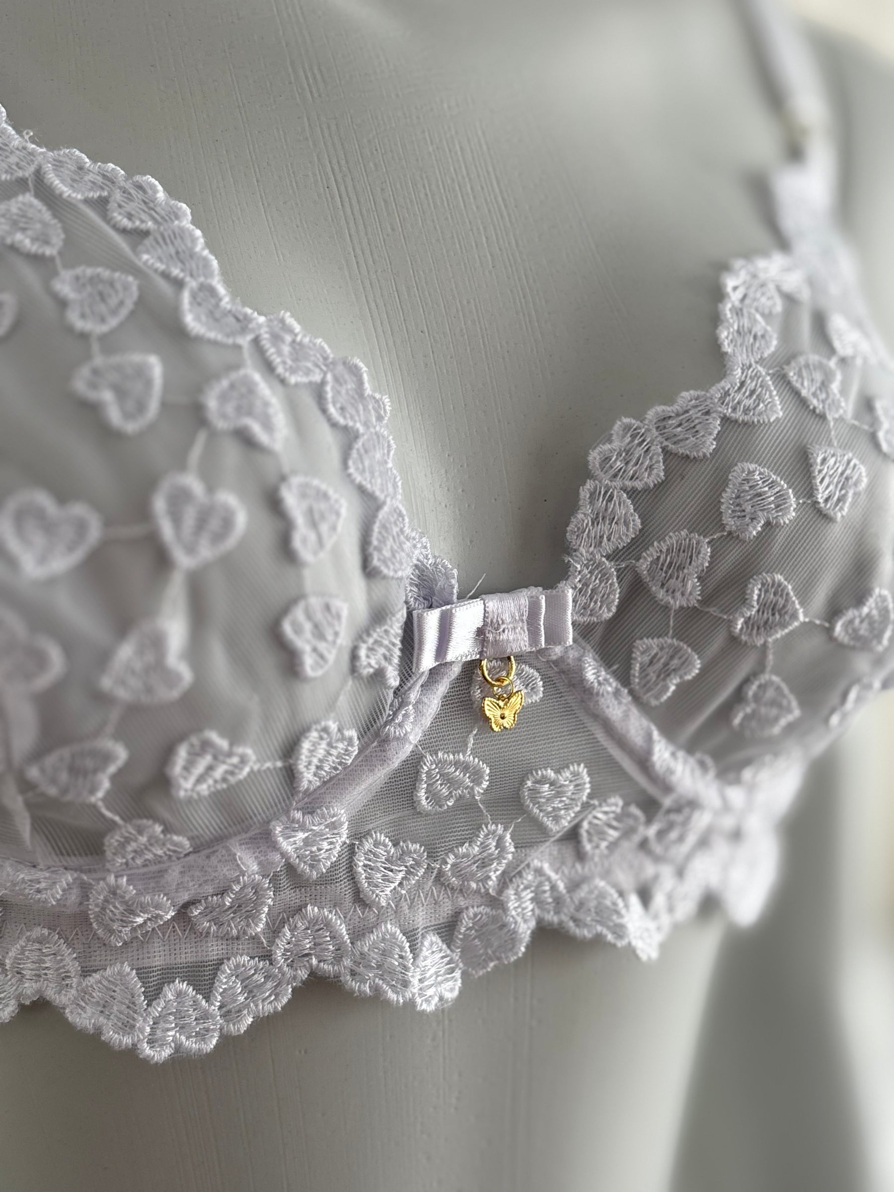 CONJUNTO EM TULE BRANCO