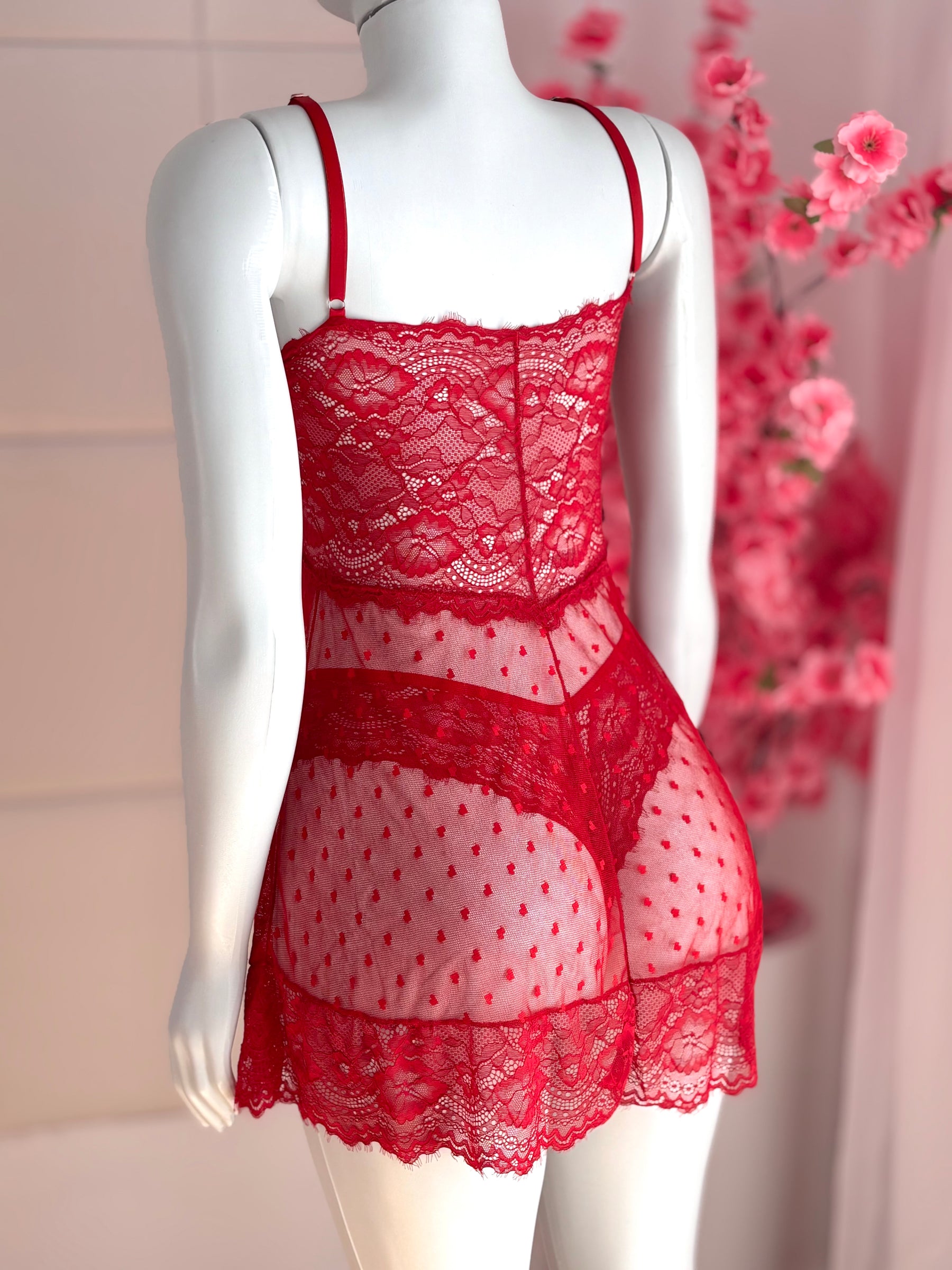 CAMISOLA CORAÇÕES EM TULE VERMELHO