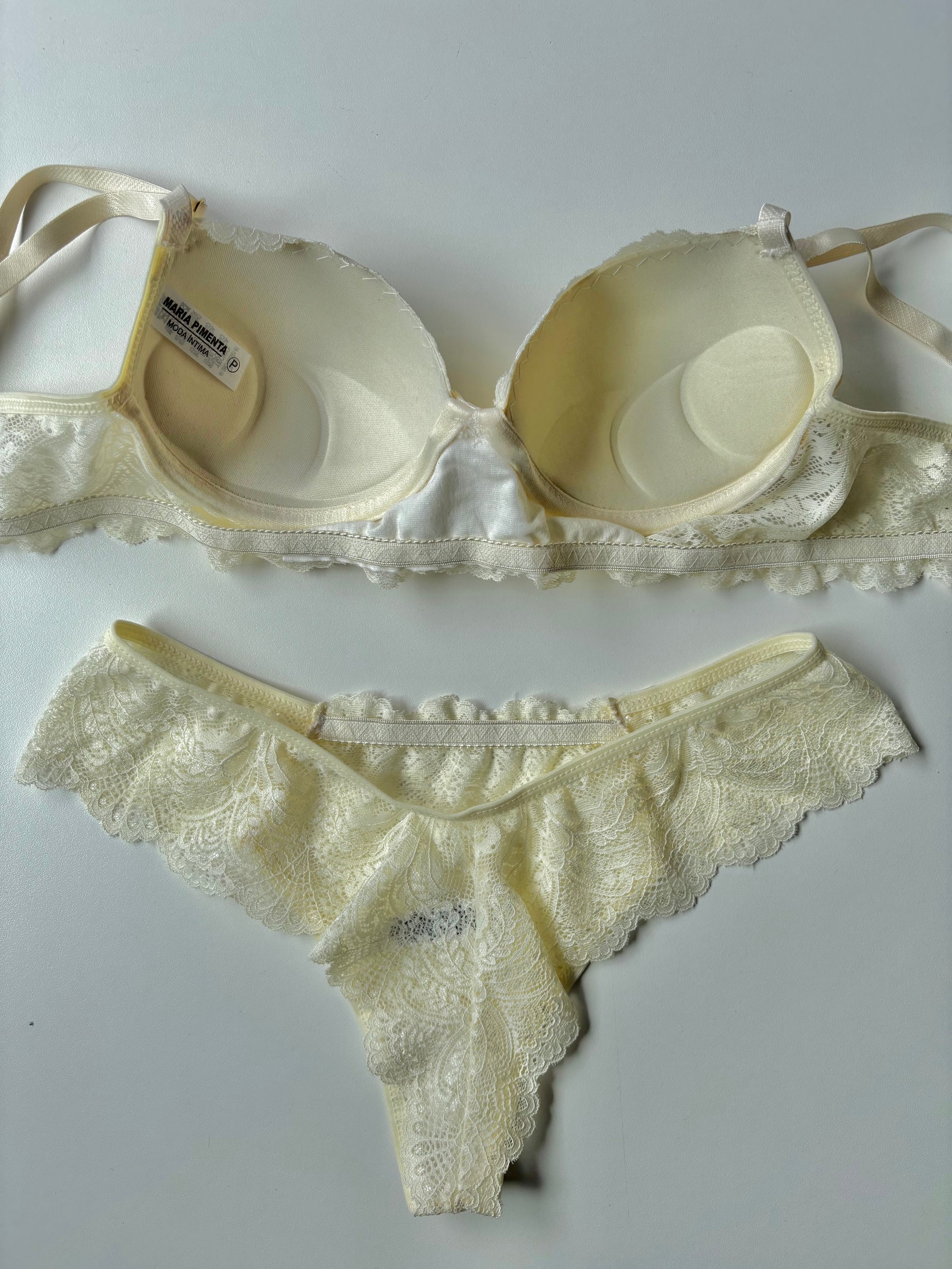 CONJUNTO DE LINGERIE MARFIM