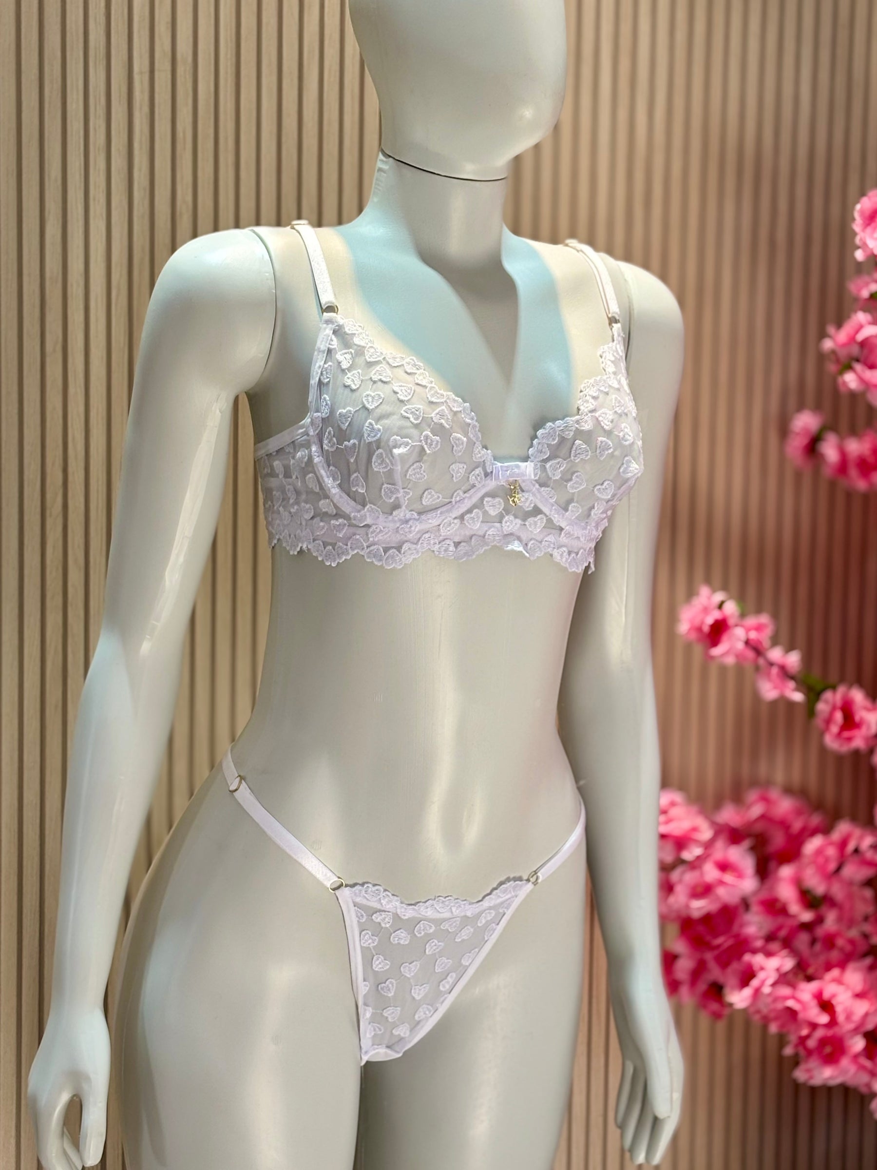 CONJUNTO LOVE CAMISOLA E LINGERIE BRANCO