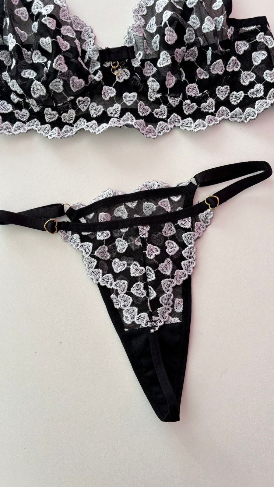 CONJUNTO EM TULE PRETO/BRANCO