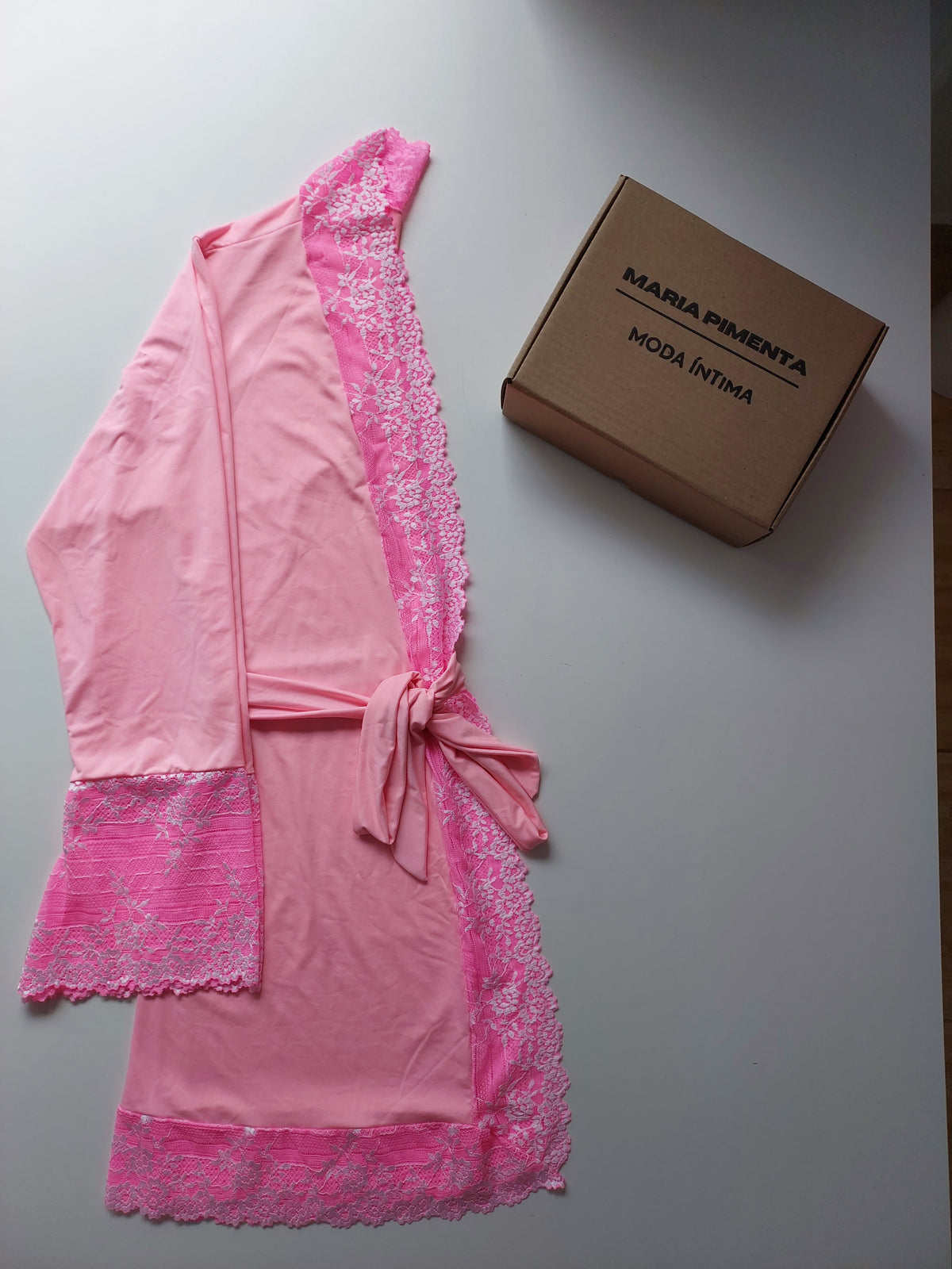 ROBE LUXO ROSA/BRANCO