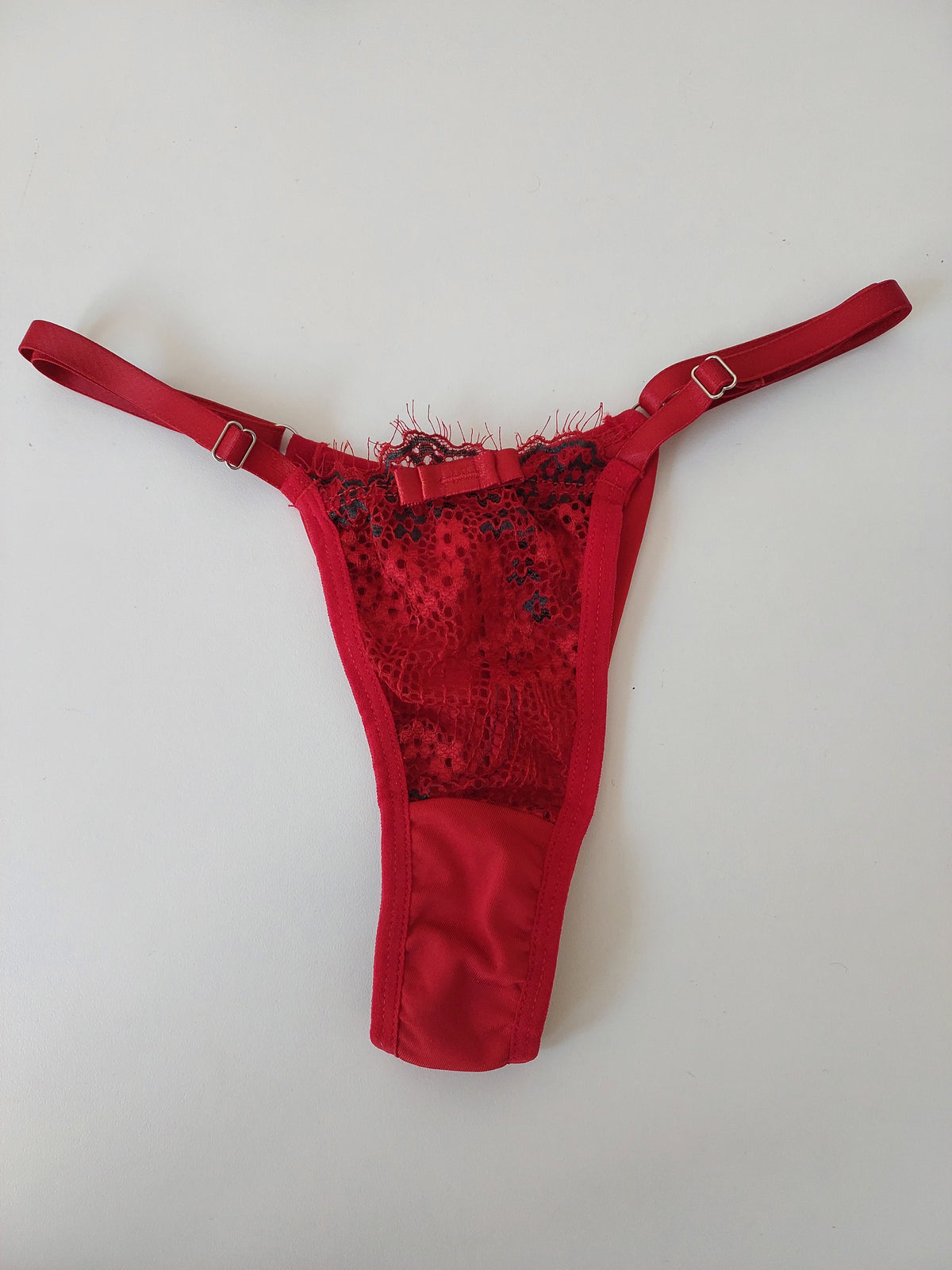 CALCINHA FIO DE REGULAGEM VERMELHO