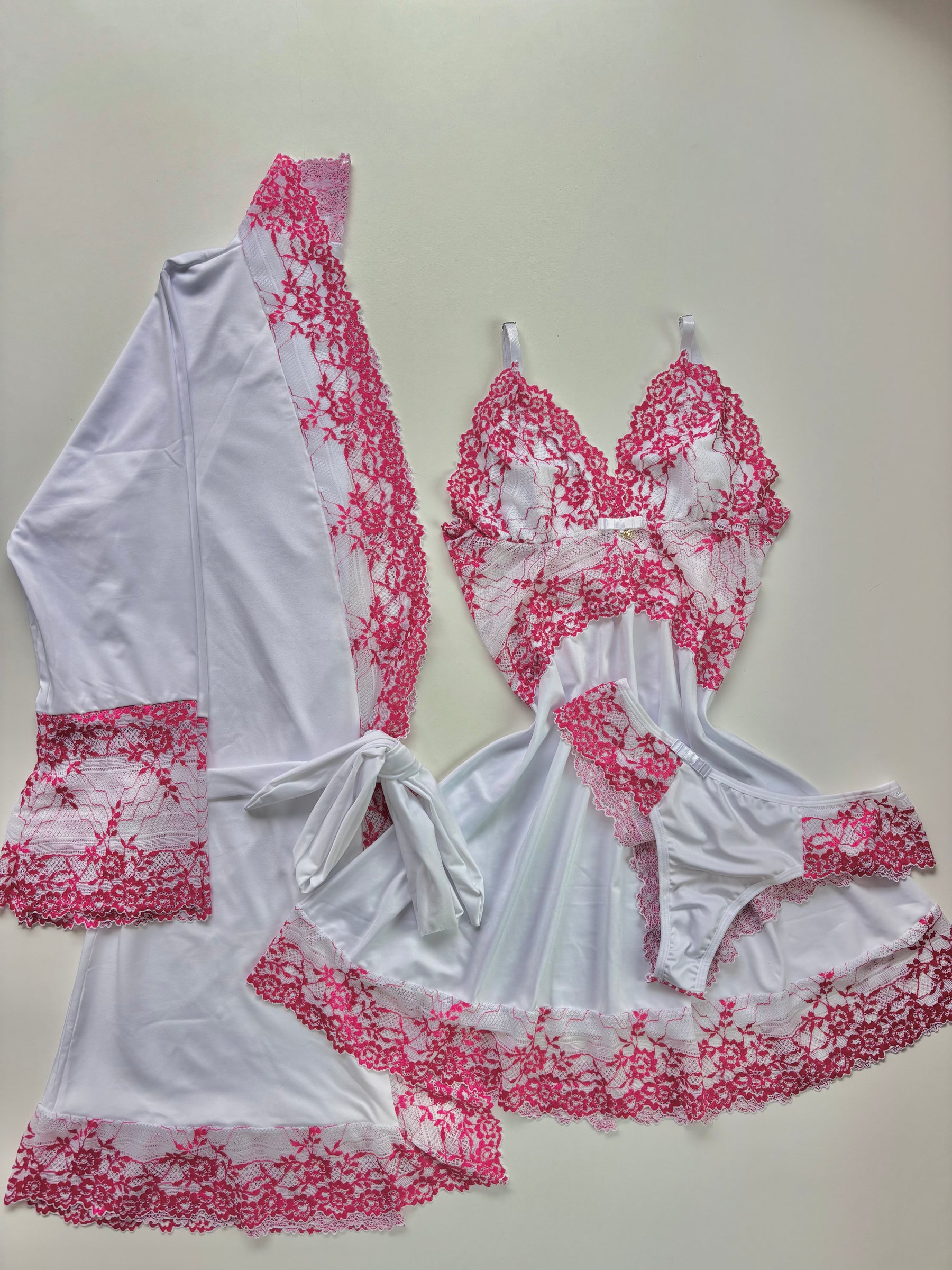 CONJUNTO ROBE CAMISOLA E CALCINHA BRANCO/PINK