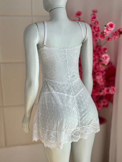 CAMISOLA CORAÇÕES EM TULE BRANCO