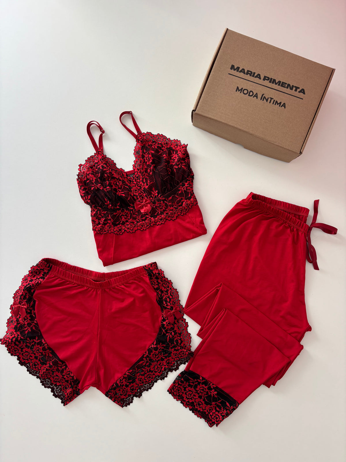 KIT PIJAMAS 3 PEÇAS VERMELHO/PRETO