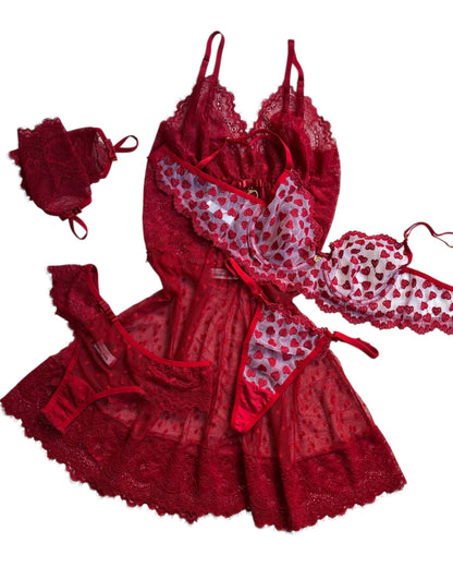 CONJUNTO LOVE CAMISOLA E LINGERIE VERMELHO