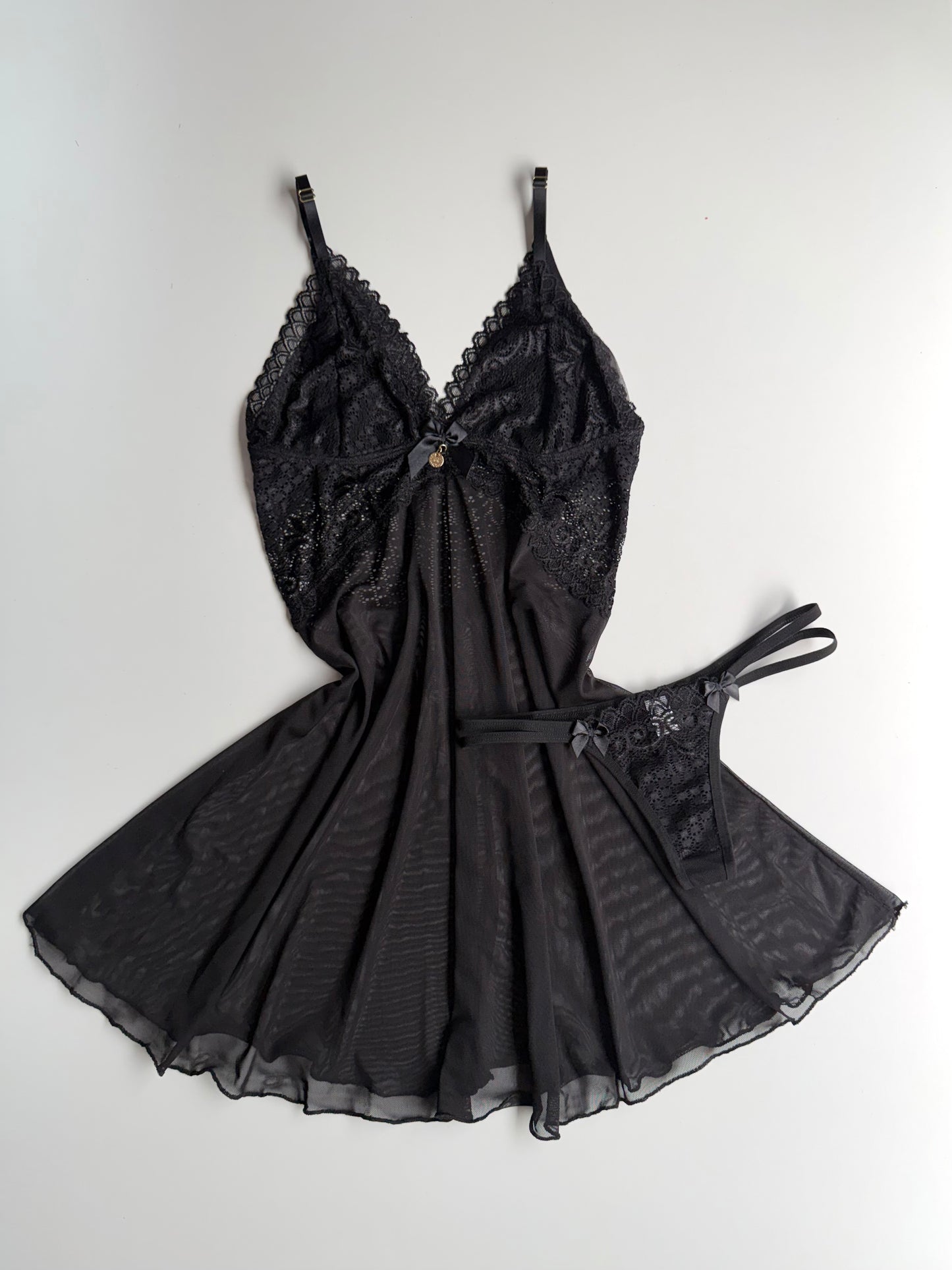 CAMISOLA EM TULE LOVERS PRETO
