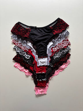 KIT COM 6 CALCINHAS RENDADAS