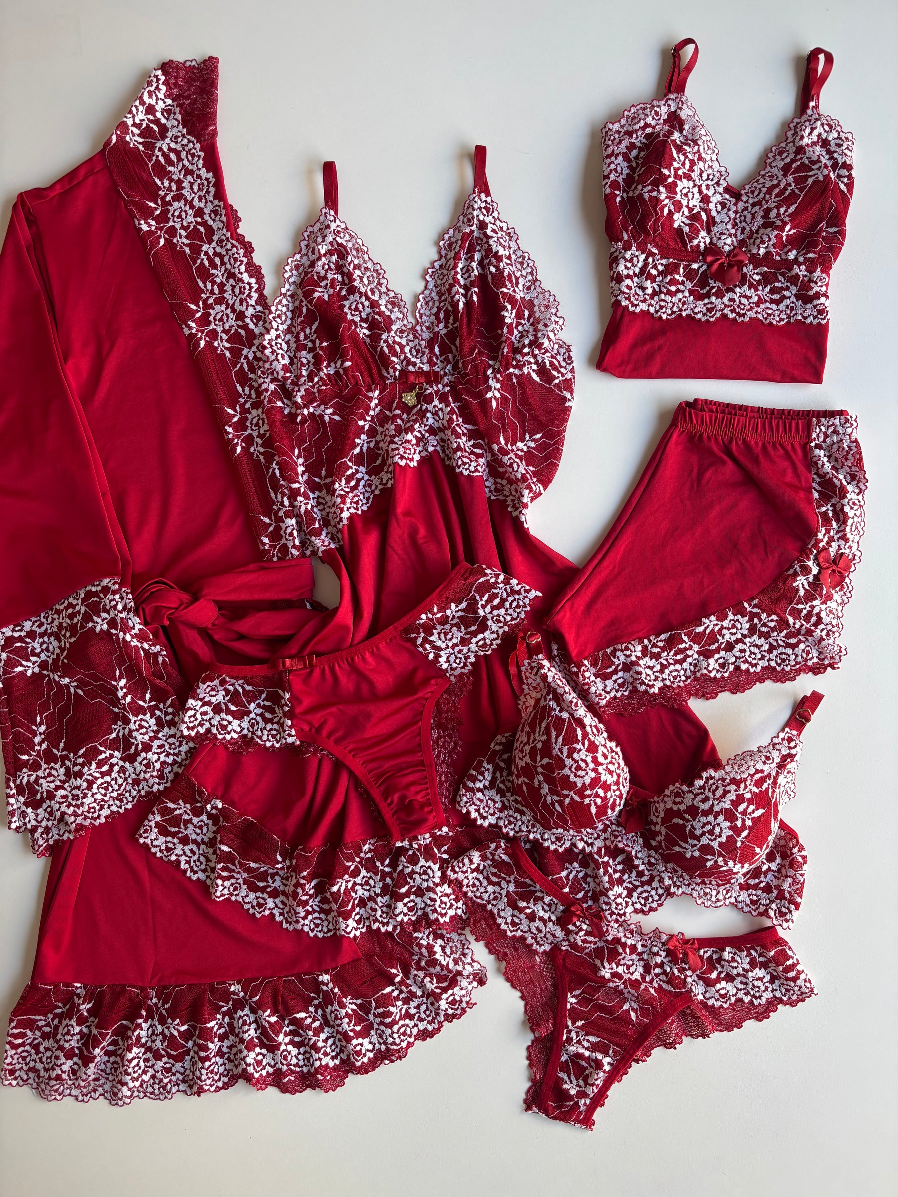 COMBO COMPLETO COM BABY DOLL VERMELHO/BRANCO