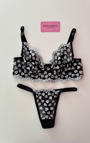 CONJUNTO LOVE CAMISOLA E LINGERIE PRETO