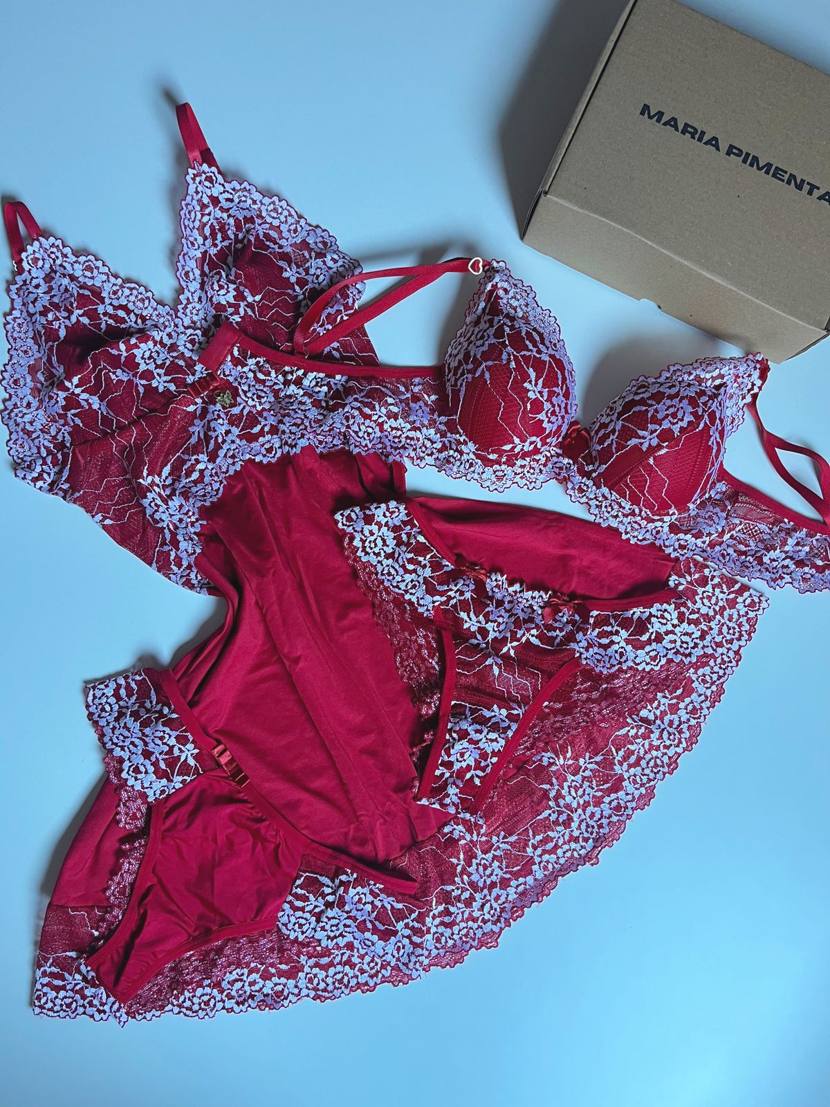 Camisola luxo e conjunto de lingerie Vermelho com branco