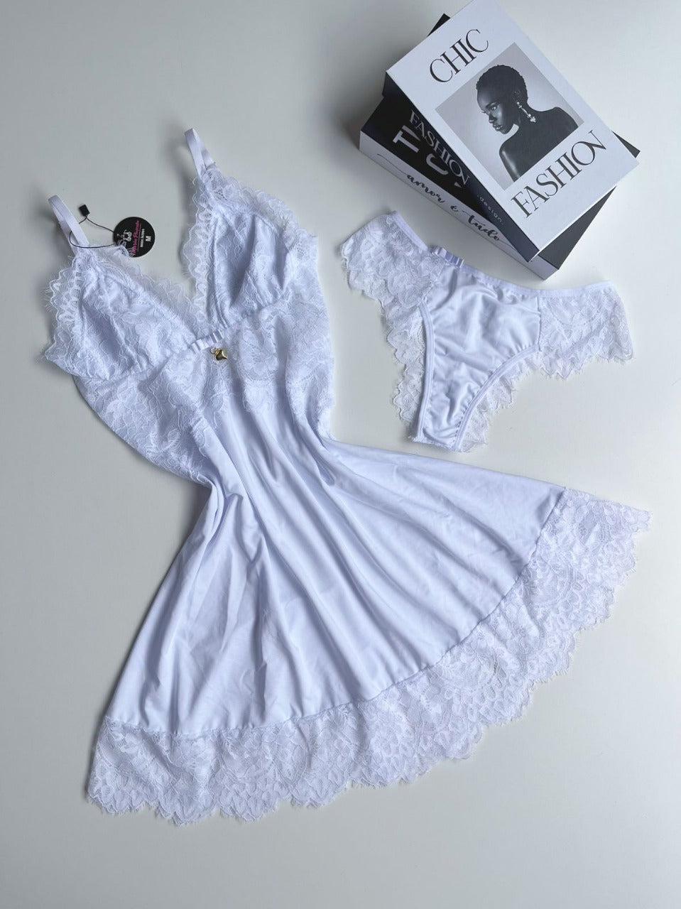 CAMISOLA COM CALCINHA BRANCA