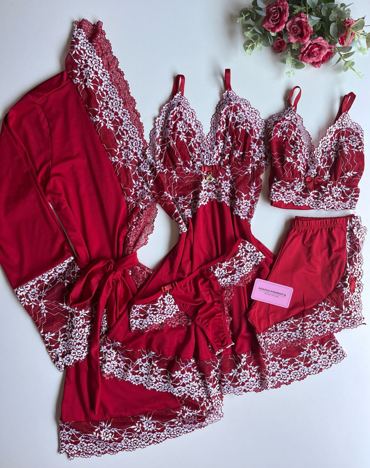CONJUNTO ESPECIAL ROBE, CAMISOLA E BABY DOLL VERMELHO/BRANCO