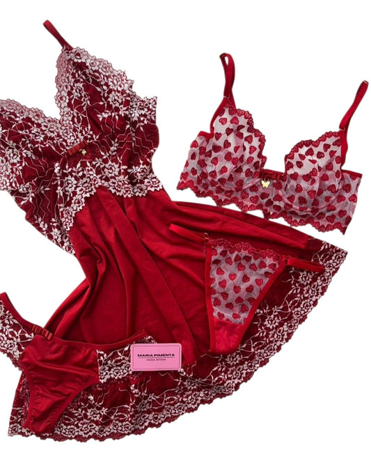 CAMISOLA E CONJUNTO DE LINGERIE CORAÇÃO VERMELHO/BRANCO
