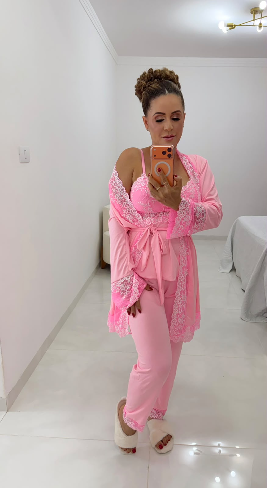 CONJUNTO ROBE E PIJAMA ROSA