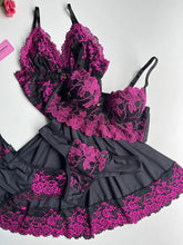 COMBO CAMISOLA E CONJUNTO DE LINGERIE